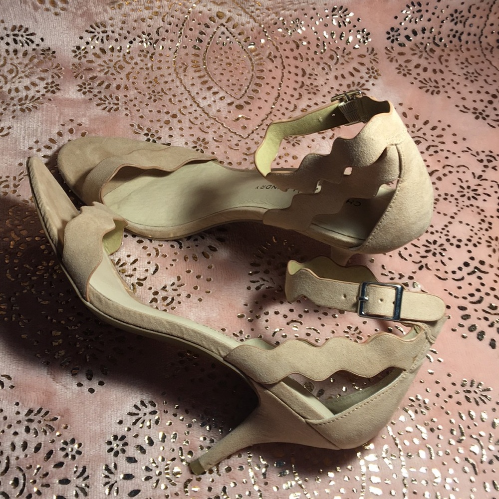 Ankle strap kitten heel sandals